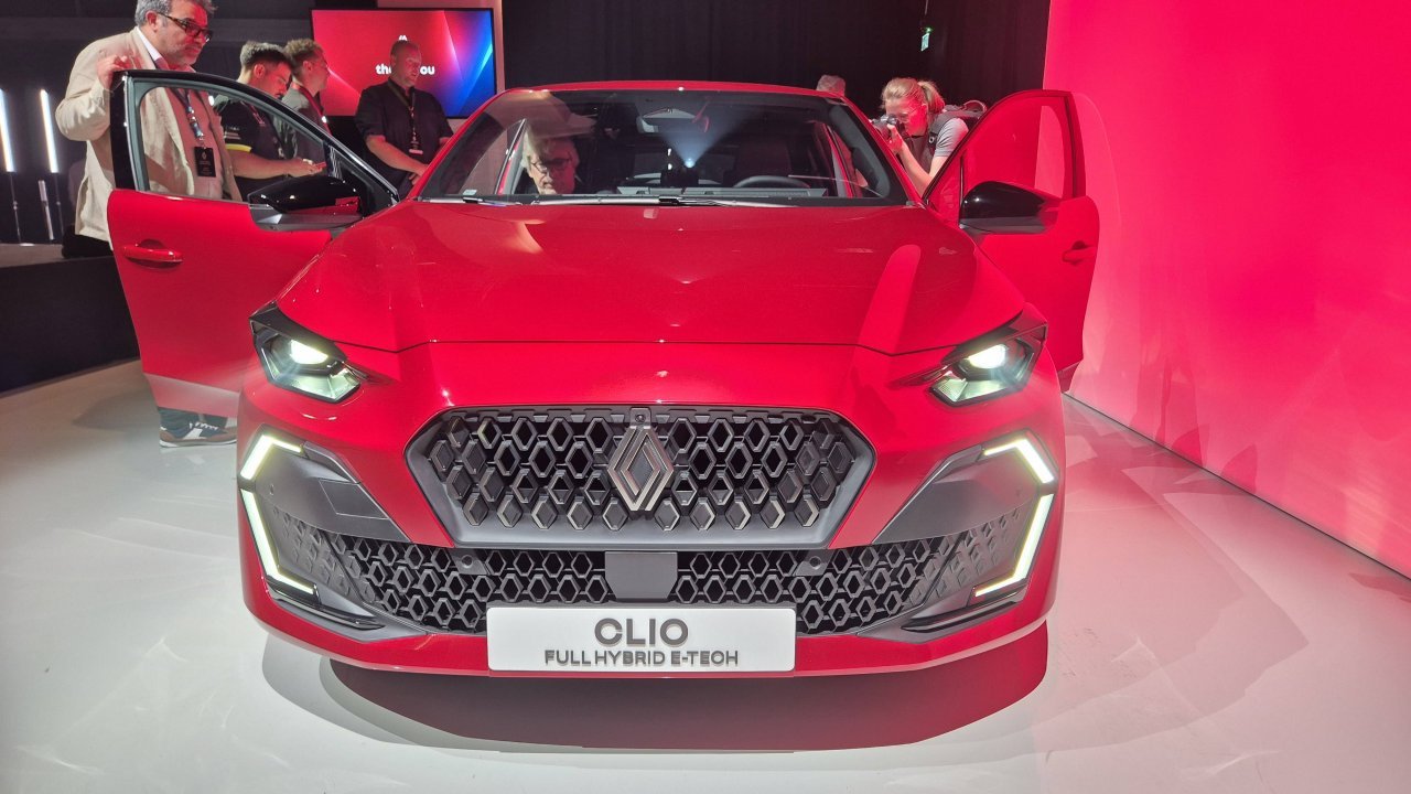 Znane redne cene novega Renaulta Clia Znane redne cene novega Renaulta Clia