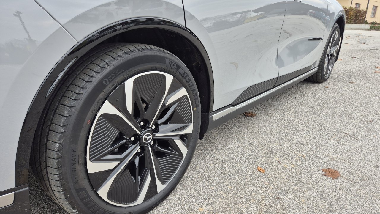Nova električna Mazda za slabih 34 tisočakov