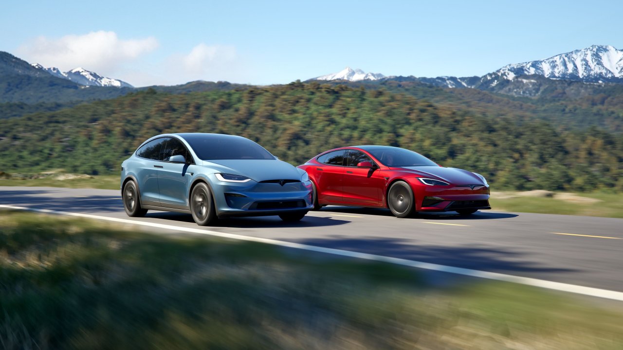 Konec za Teslo Model X in S, napovedujejo popuste 