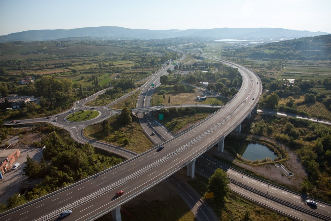 Na Obali brez vinjete, a z nižjo omejitvijo hitrosti