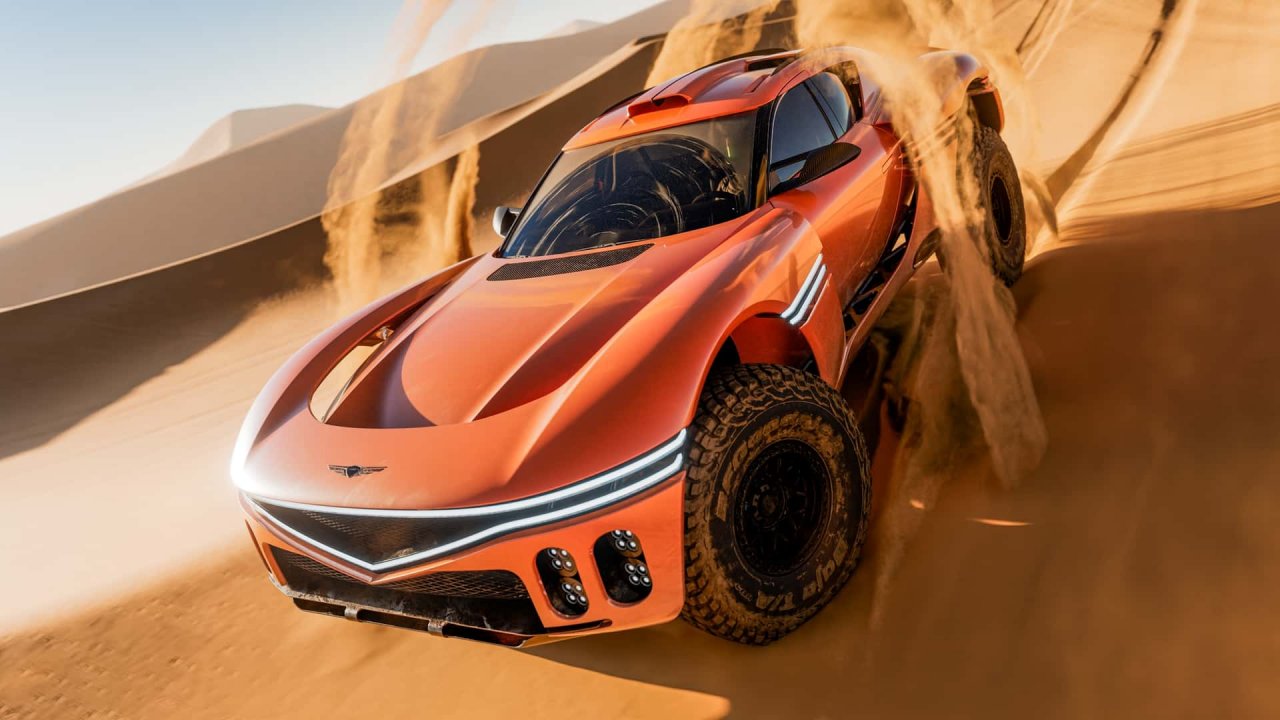 Adrenalinski ples po sipinah, pod pokrovom V8 motor