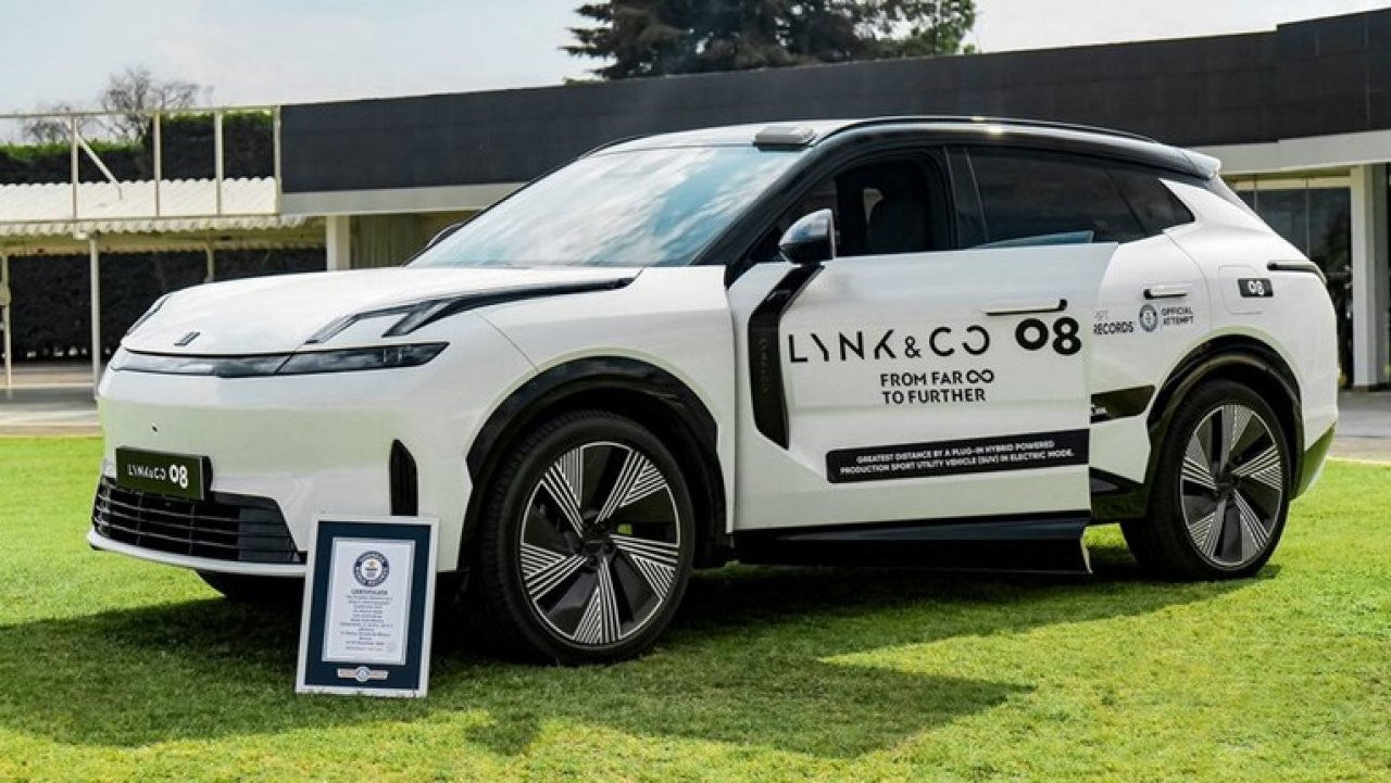 Hibrid prevozil kar 293 kilometrov zgolj na elektriko