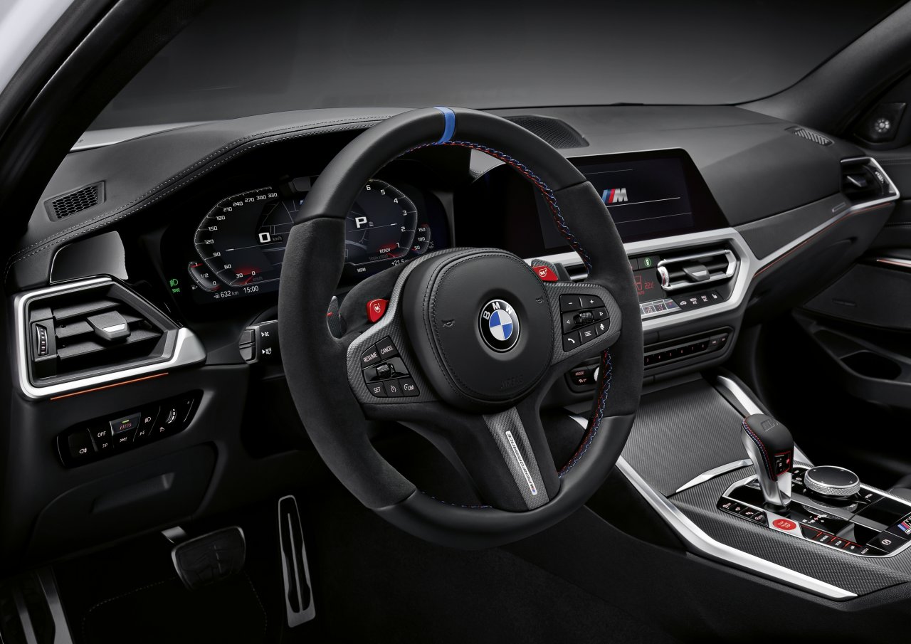 BMW uvaja naročnino za smerokaze - brez paketa le še ročno signaliziranje BMW uvaja naročnino za smerokaze - brez paketa le še ročno signaliziranje