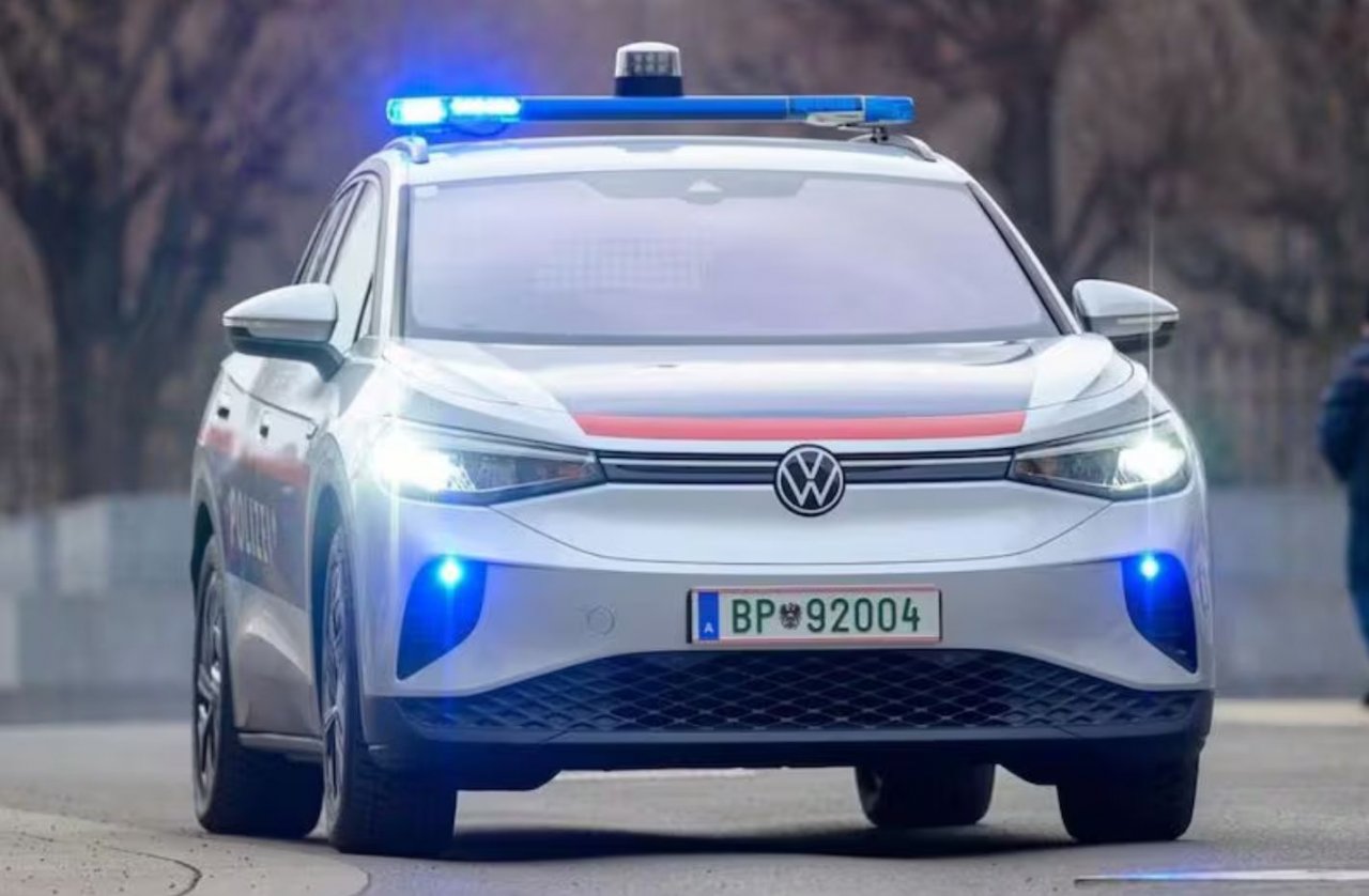 Električarji niso primerni za prave policijske naloge Električarji niso primerni za prave policijske naloge