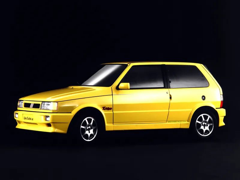 Fiat Uno Turbo i.e.: mali Italijan, ki je v 80. letih presenetil Evropo