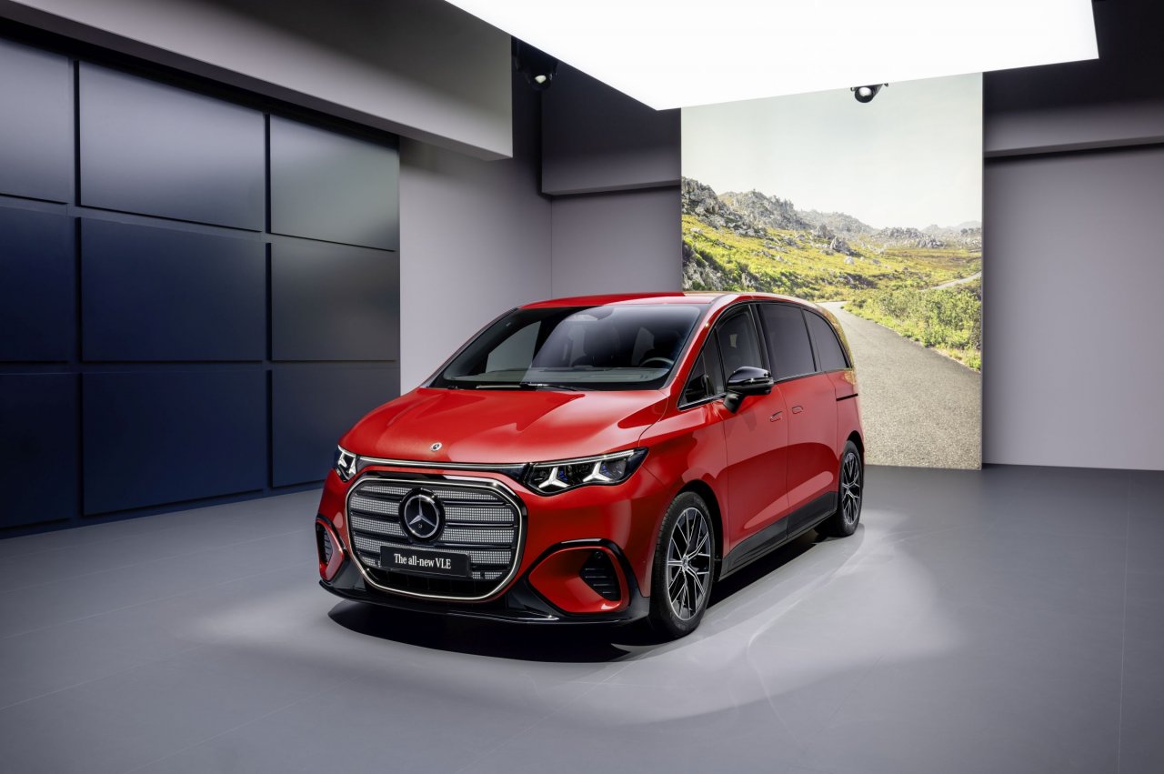 Mercedes VLE namesto Razreda V in EQV