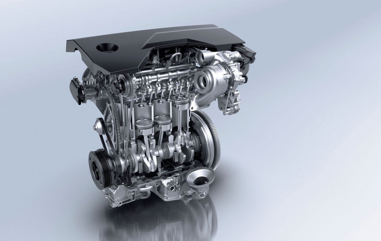 Peugeot 208 s korenito prenovljenim bencinskim motorjem