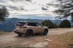 Prenovljeni X-Trail z robustnejšim videzom - fotografija 16
