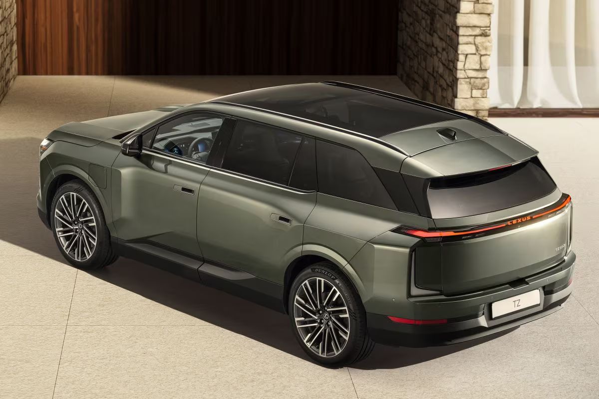 Električni Lexusov orjaški SUV za šest potnikov