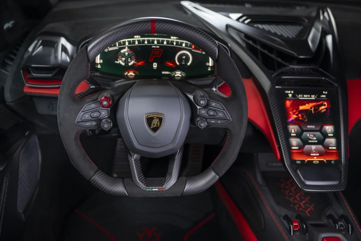 Lamborghini Fenomeno Roadster je najmočnejši odprti Lambo vseh časov