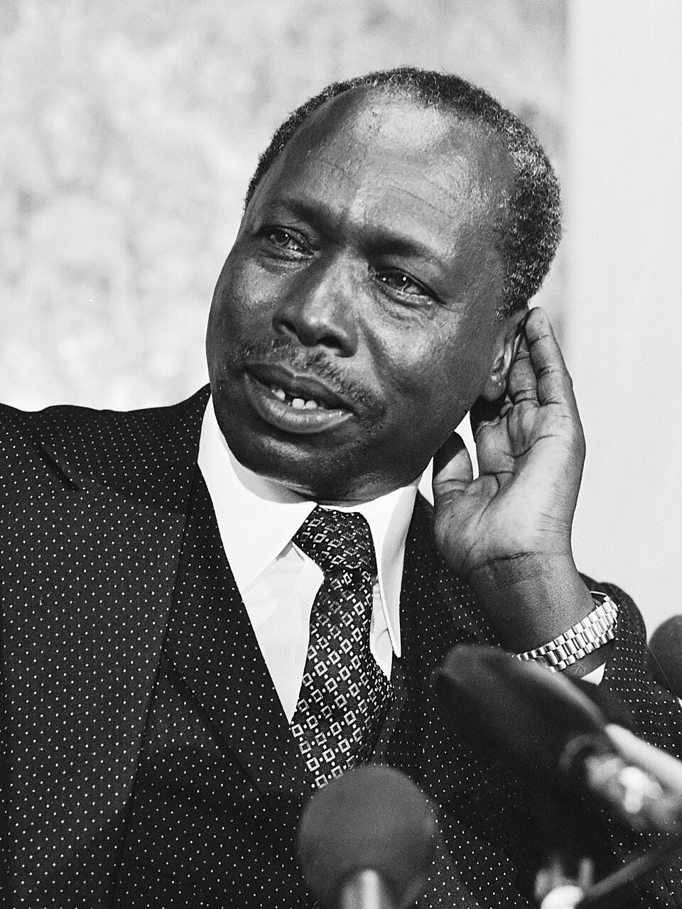 Daniel arap Moi (1924 - 2020) je Keniji vladal od 1979 pa do konca stoletja.