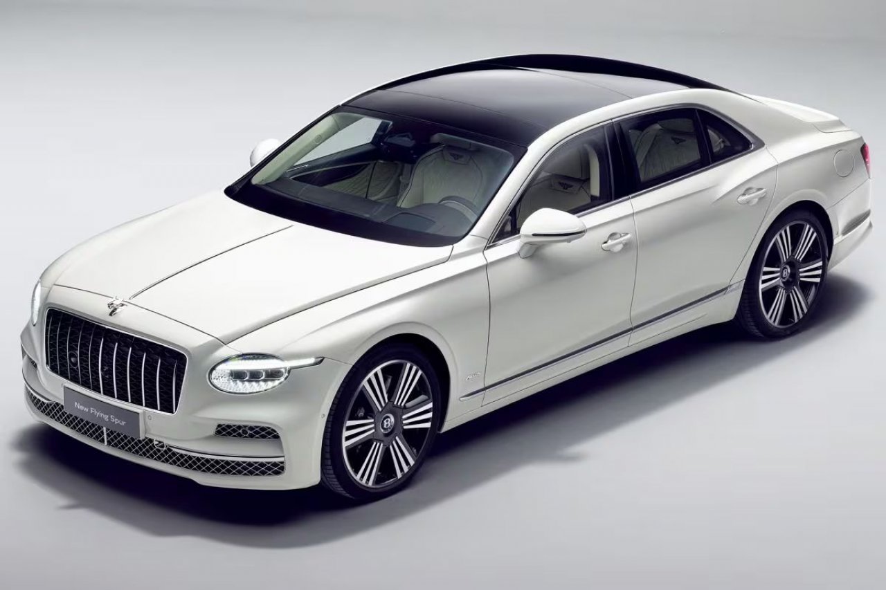 Bentley je prenovil limuzino Flying Spur